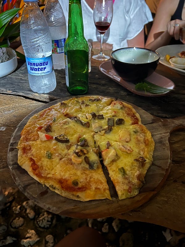 海邊餐廳用餐