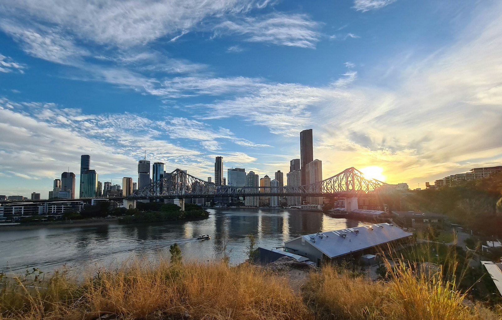 brisbane-story-bridge-view